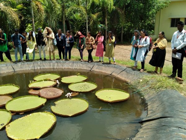 img03